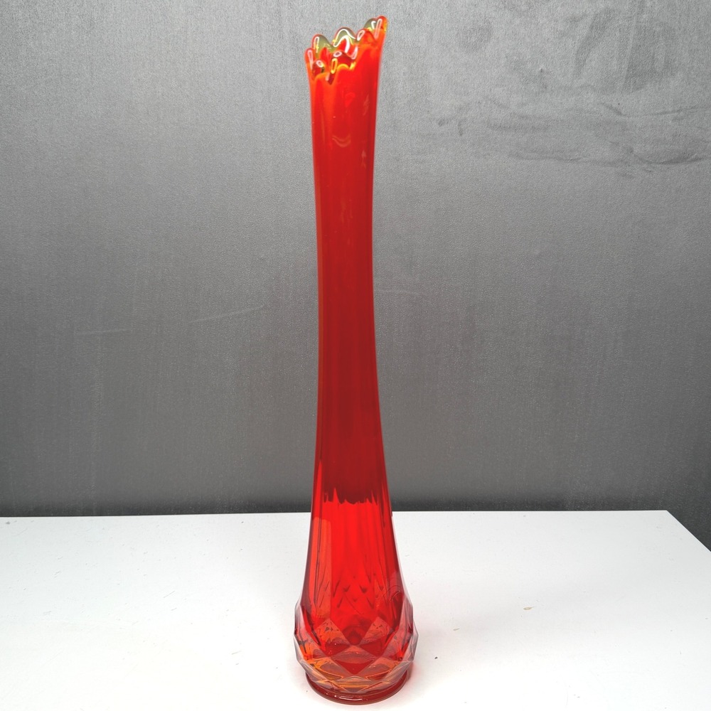 Vintage LE Smith Vase 8 Panel Flame Amberina Swung MCM Red Orange 15.5" Tall